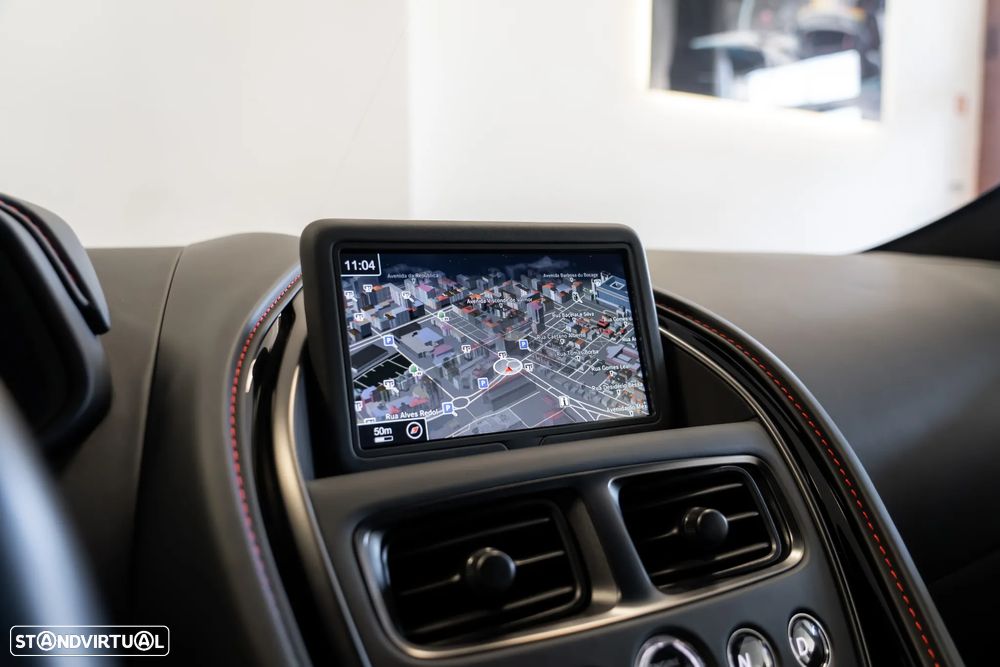 Aston Martin DB11 Coupé V8 Auto - 18