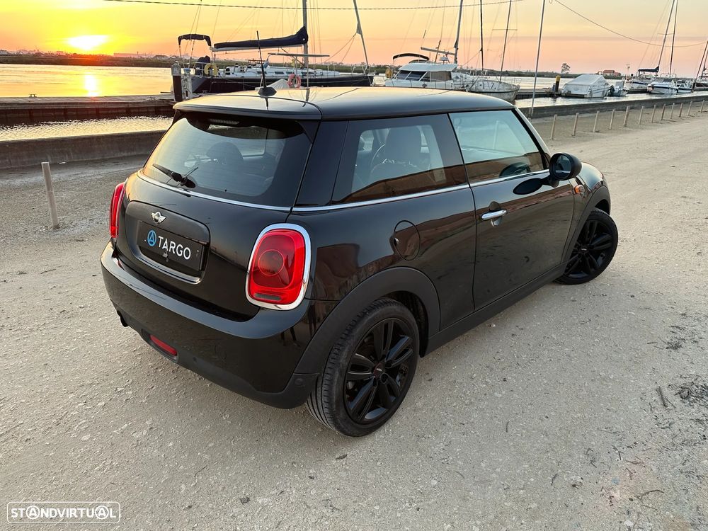 MINI 3 Portas One - 30