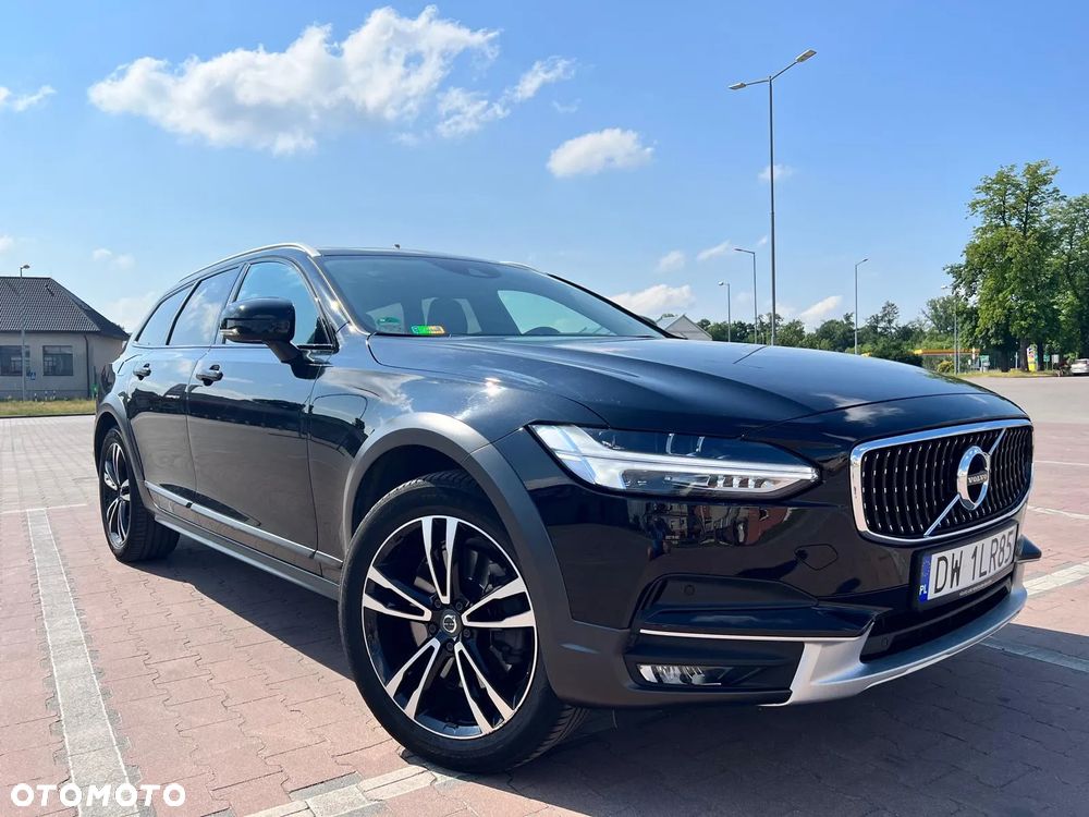 Volvo V90 Cross Country D4 AWD Geartronic Pro - 2