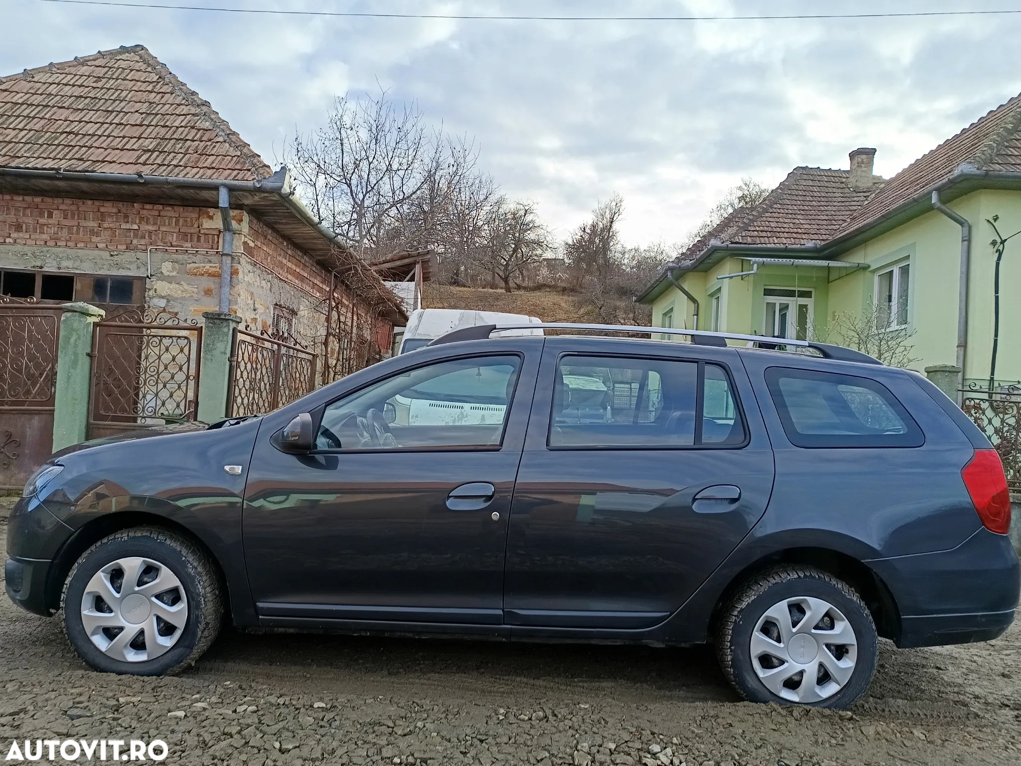 Dacia Logan 0.9 TCe 90 CP GPL Ambiance - 4