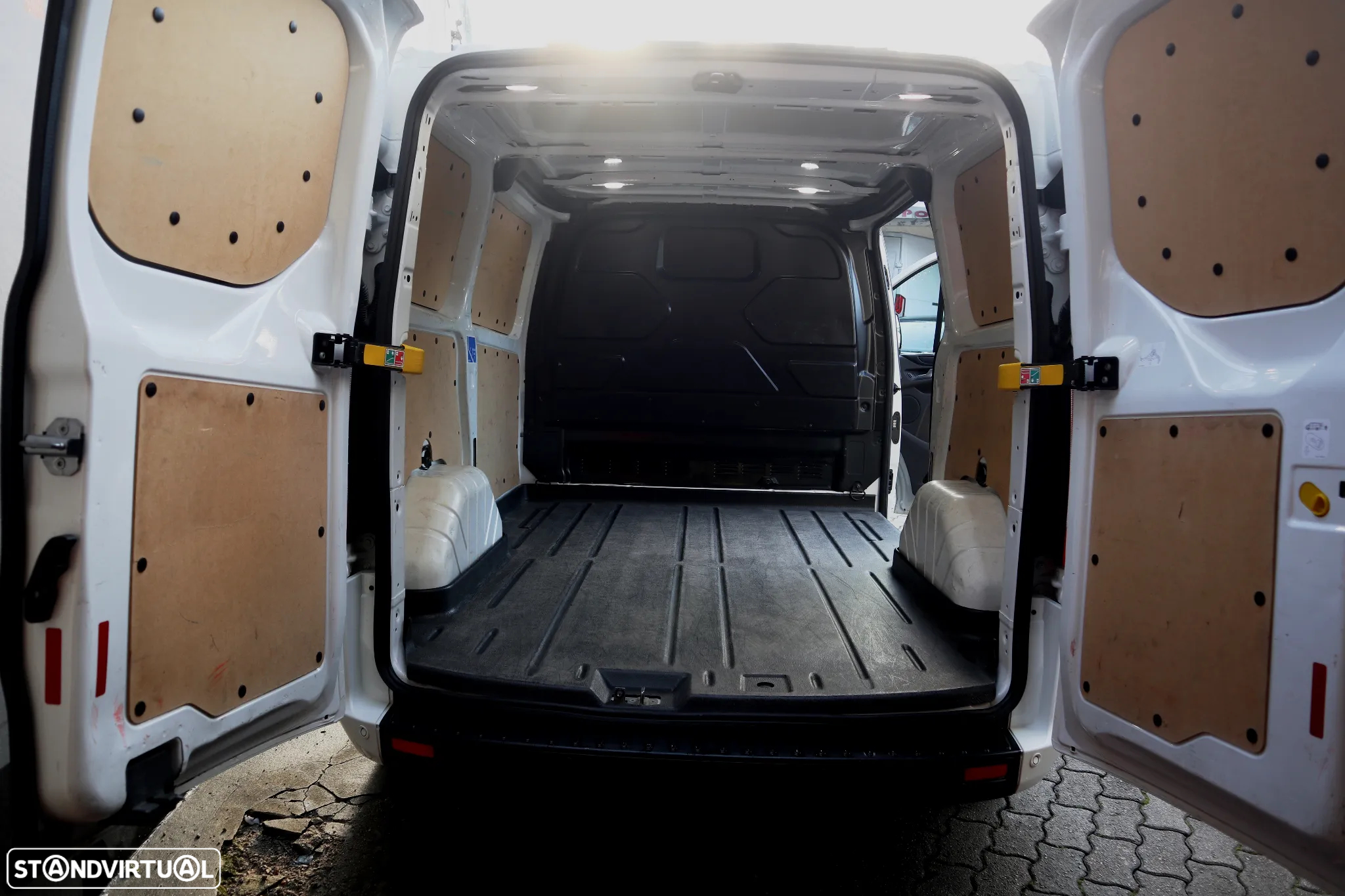 Ford Transit Custom 2.0 L1H1 130 - 9