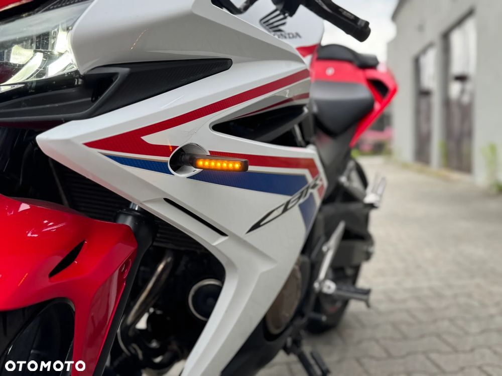 Honda CBR - 7