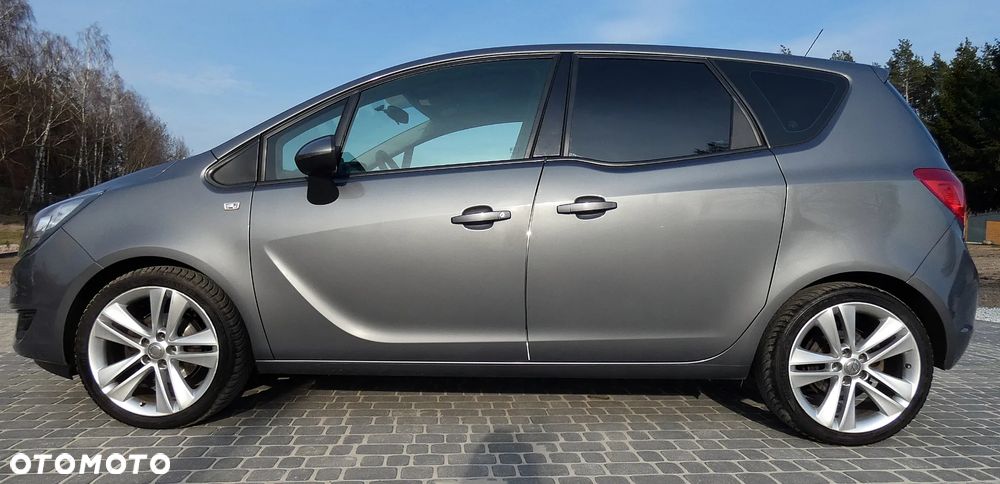 Opel Meriva 1.4 T Cosmo - 27