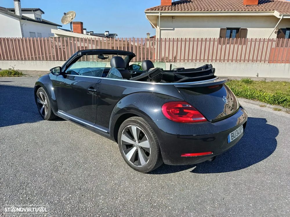 VW New Beetle 1.6 TDI DPF DSG Blue Motion Technologie Exclusive Design - 5