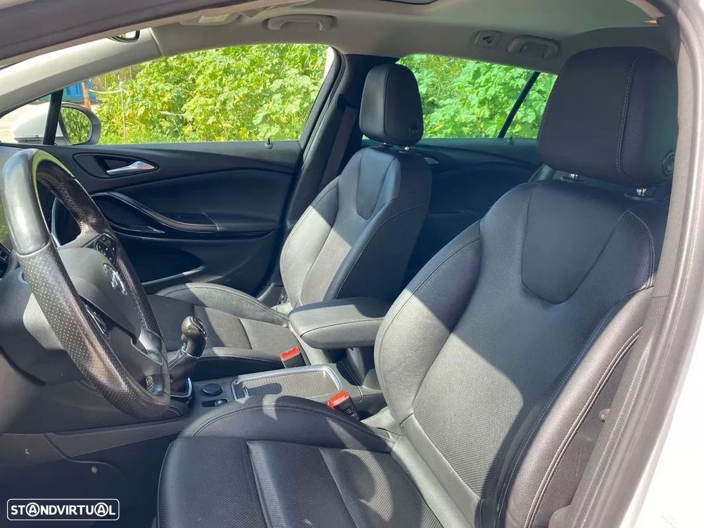 Opel Astra Sports Tourer 1.5 D S&S GS Line - 9