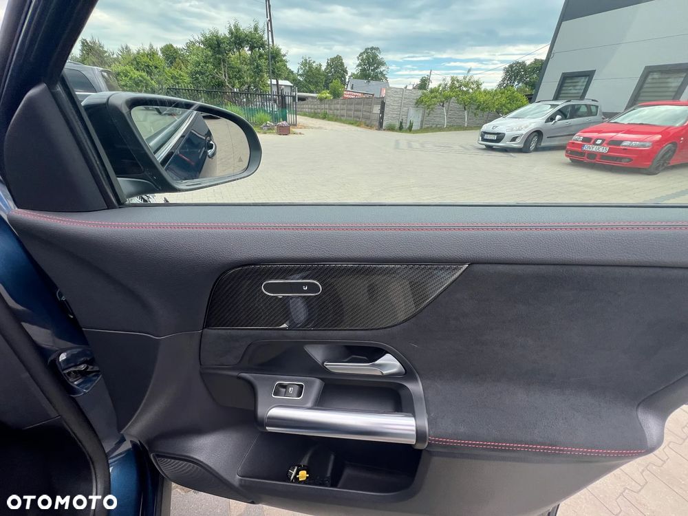 Mercedes-Benz GLA 180 d 8G-DCT Style - 18