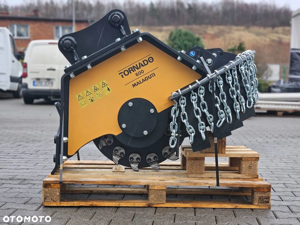 Frezarka do pni Tornado 600 do koparek 9-13 ton - 7