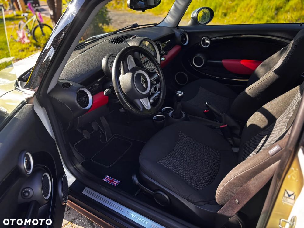MINI Cooper Standard - 5