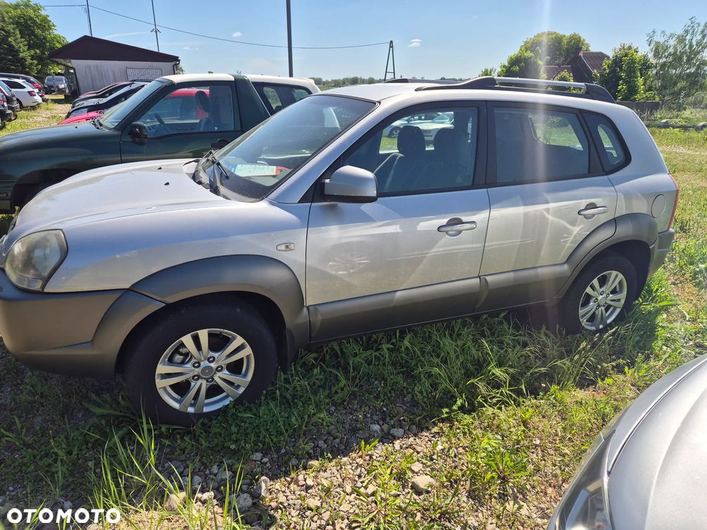Hyundai Tucson 2.0 CRDi 2WD GLS - 6