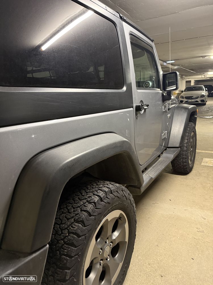 Jeep Wrangler - 3
