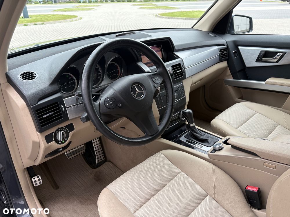 Mercedes-Benz GLK 220 CDI DPF 4Matic BlueEFFICIENCY 7G-TRONIC - 12