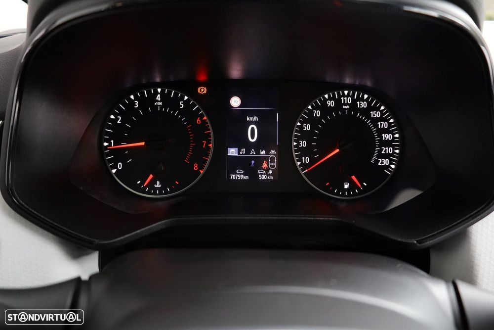 Renault Clio 1.0 TCe Evolution - 38