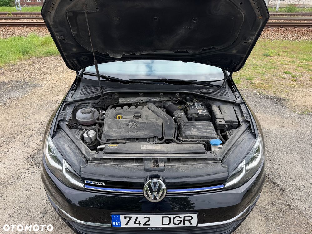Volkswagen Golf - 15