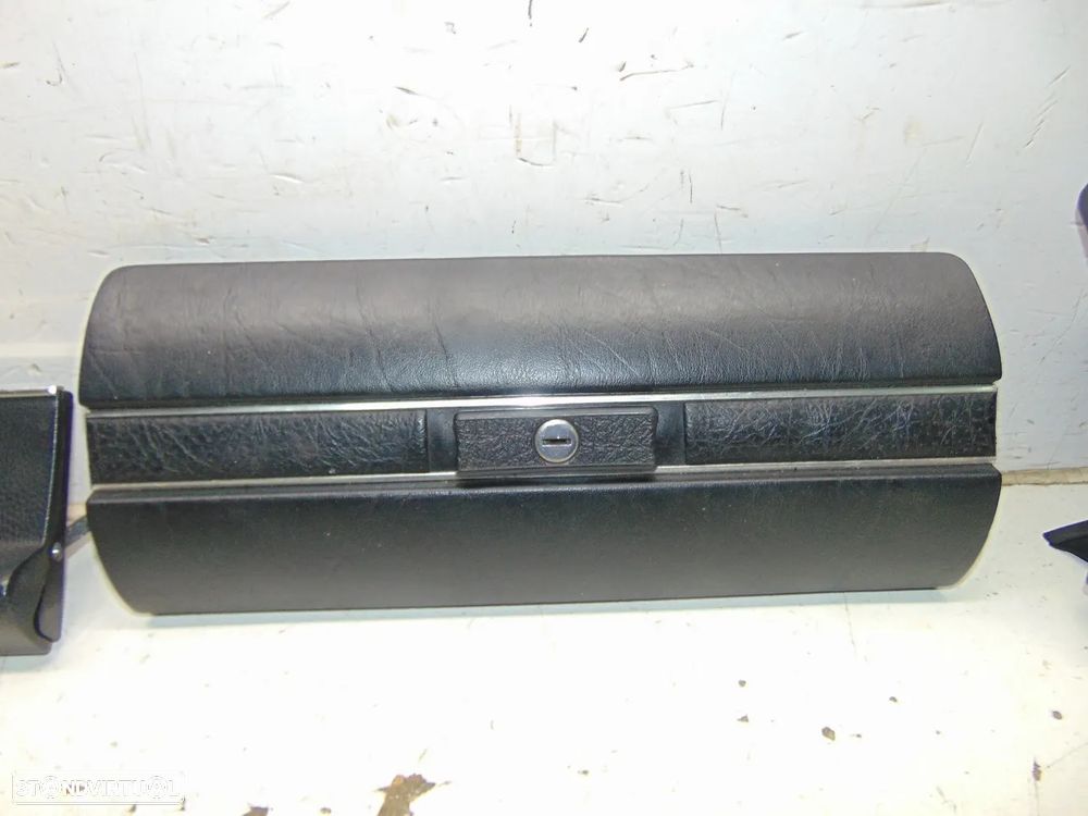 Mercedes W114/115/123 W201/190 tampas porta luvas - 3