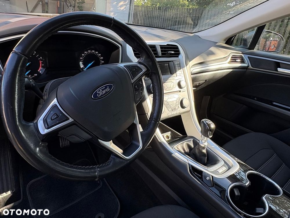 Ford Mondeo 1.5 EcoBoost Titanium - 4