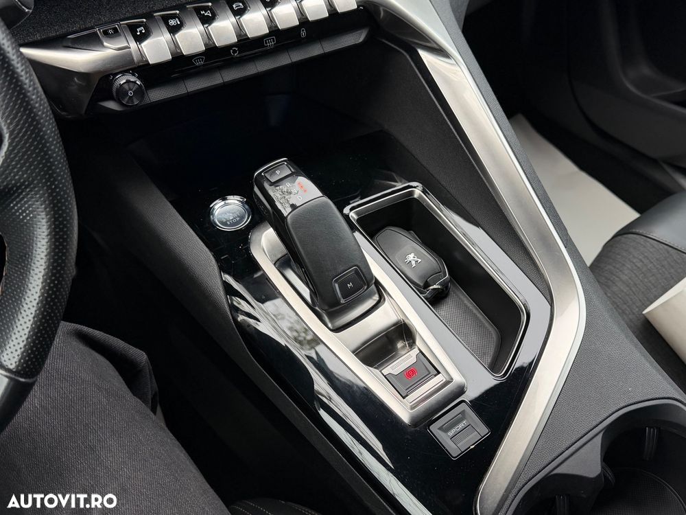 Peugeot 3008 1.5 BlueHDI S&S EAT8 GT-Line - 15