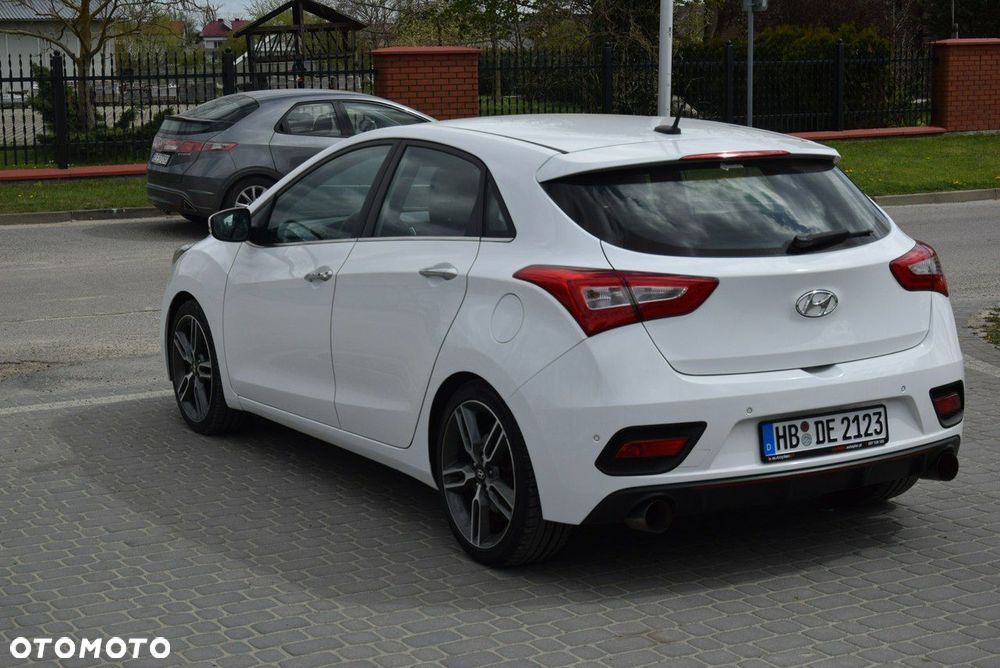 Hyundai i30 - 12