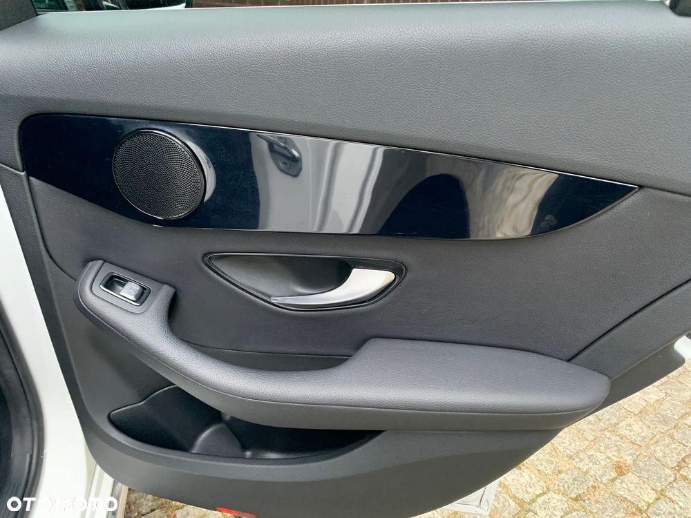 Mercedes-Benz Klasa C - 21