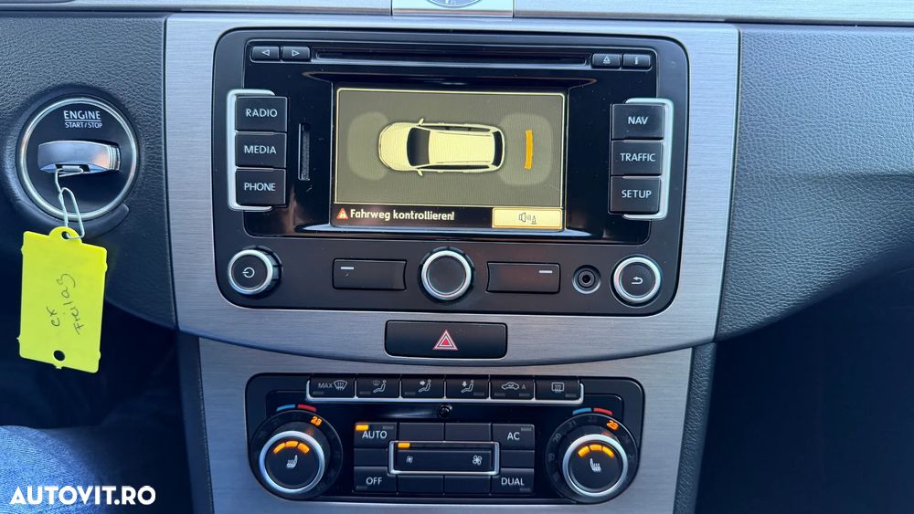 Volkswagen Passat Variant 2.0 TDI BlueMotion Technology DPF Comfortline - 11