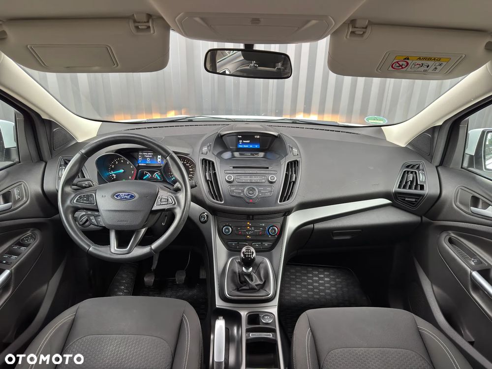 Ford Kuga 1.5 EcoBoost FWD Trend - 22