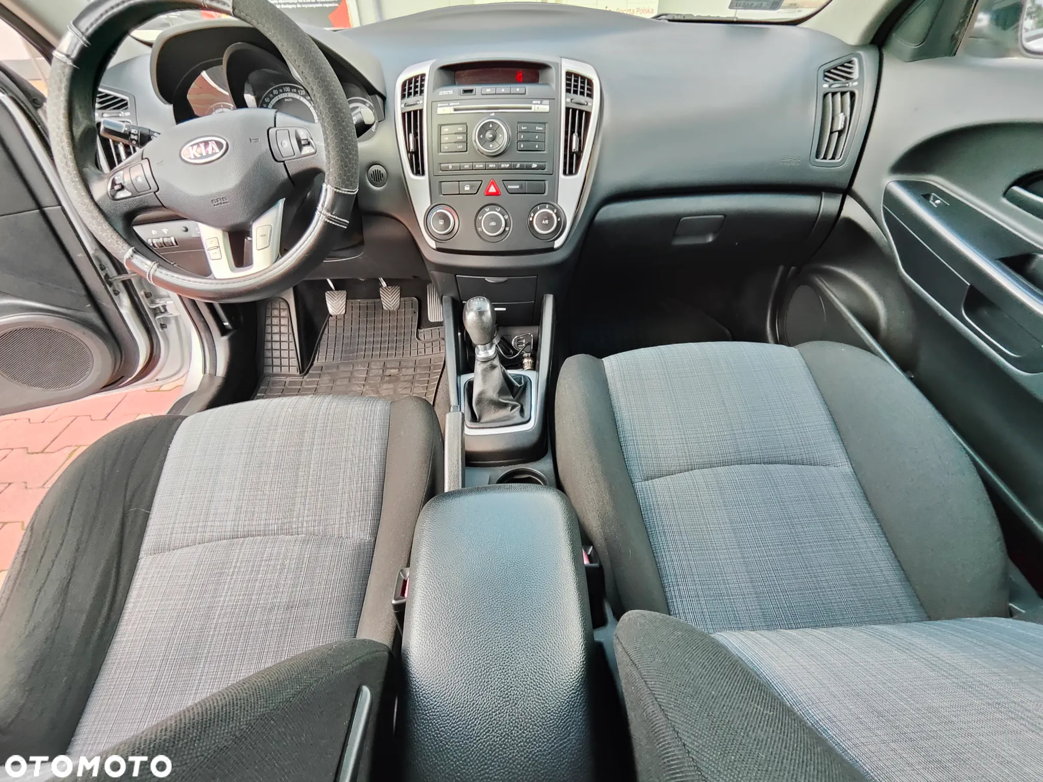 Kia Ceed - 6