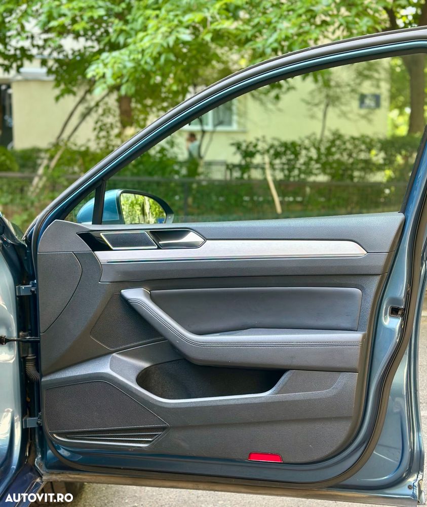 Volkswagen Passat - 9