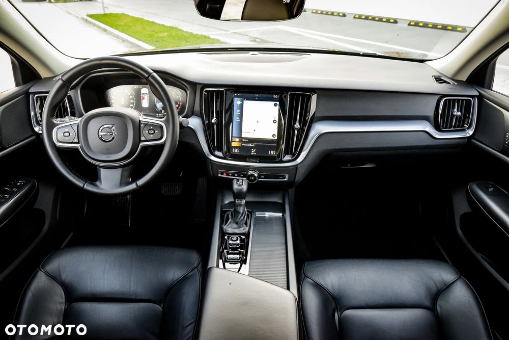 Volvo S60 T5 Momentum Pro - 7