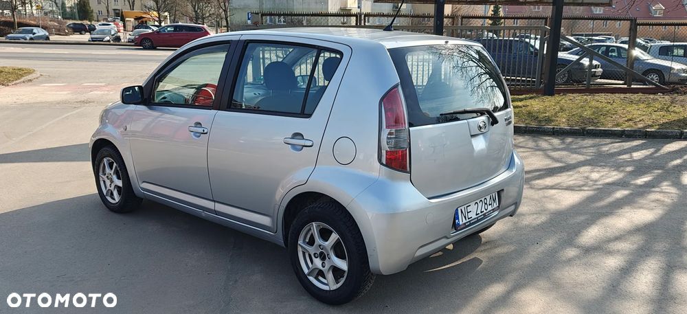 Daihatsu Sirion 1.0 CooLine - 3
