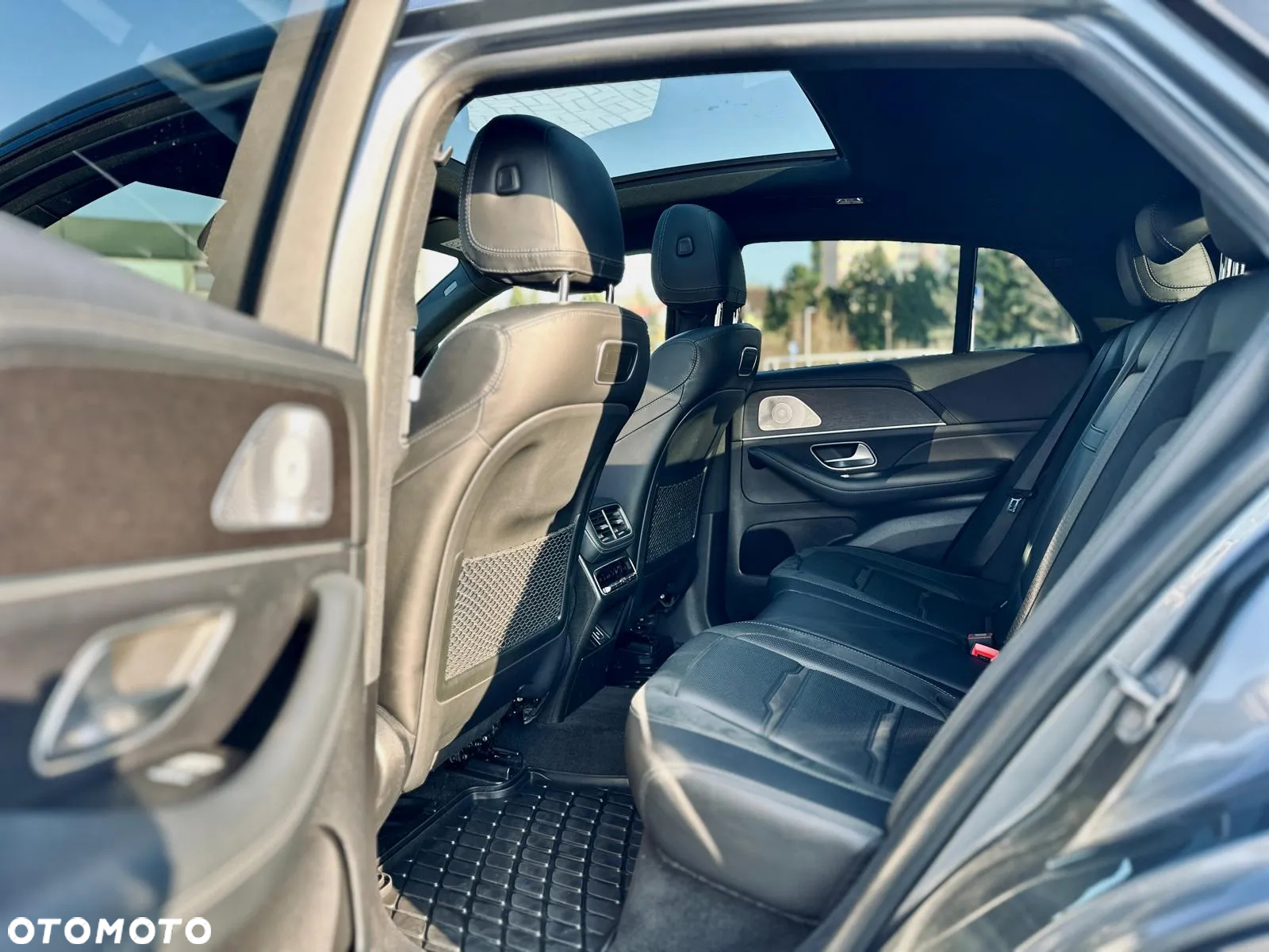 Mercedes-Benz GLE AMG Coupe 53 4-Matic Premium - 30