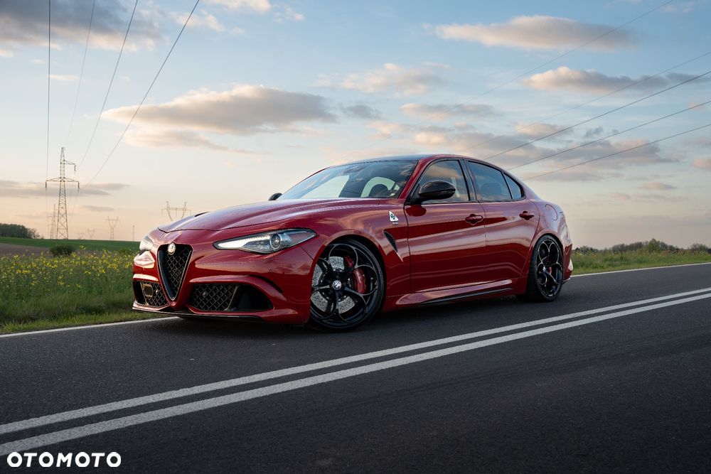 Alfa Romeo Giulia 2.9 Bi Turbo V6 Quadrifoglio - 1