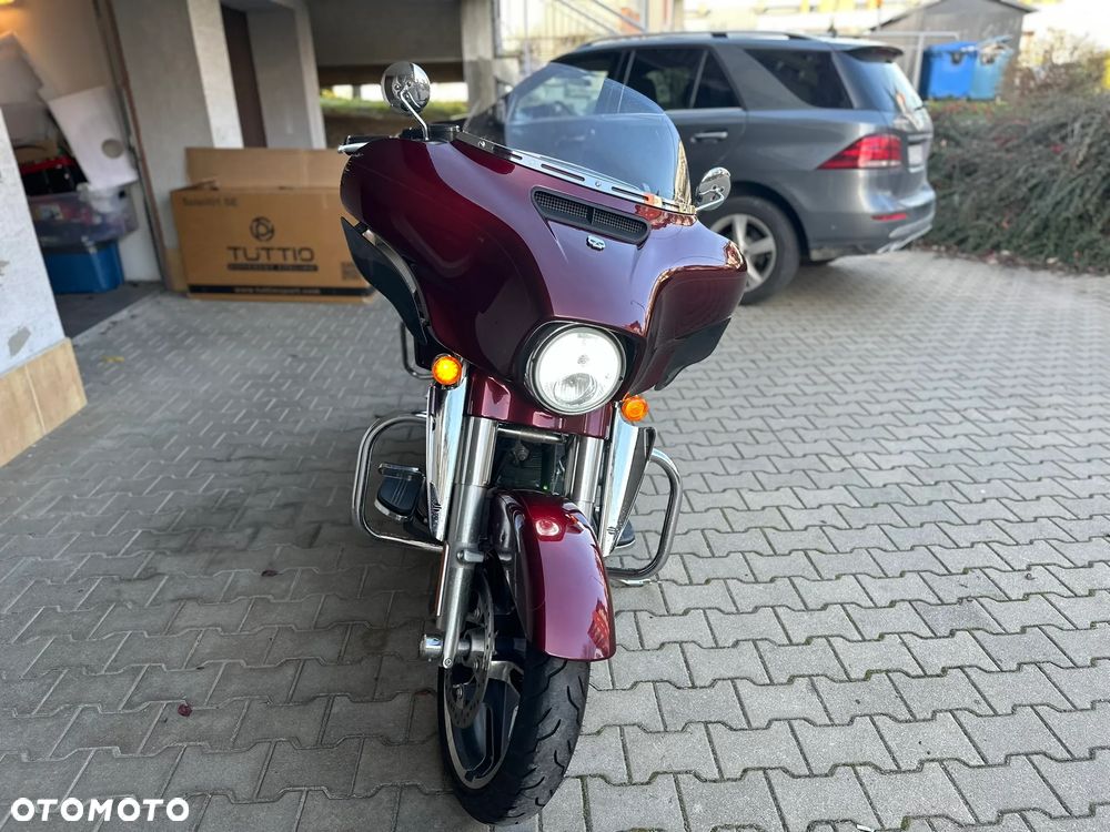 Harley-Davidson FLHXS Special - 4