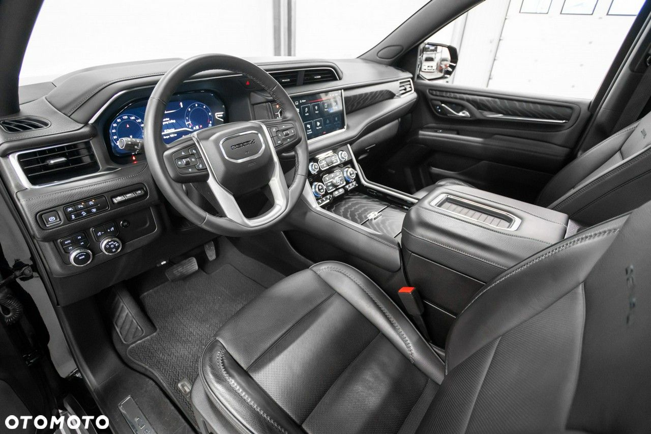 GMC Yukon - 16