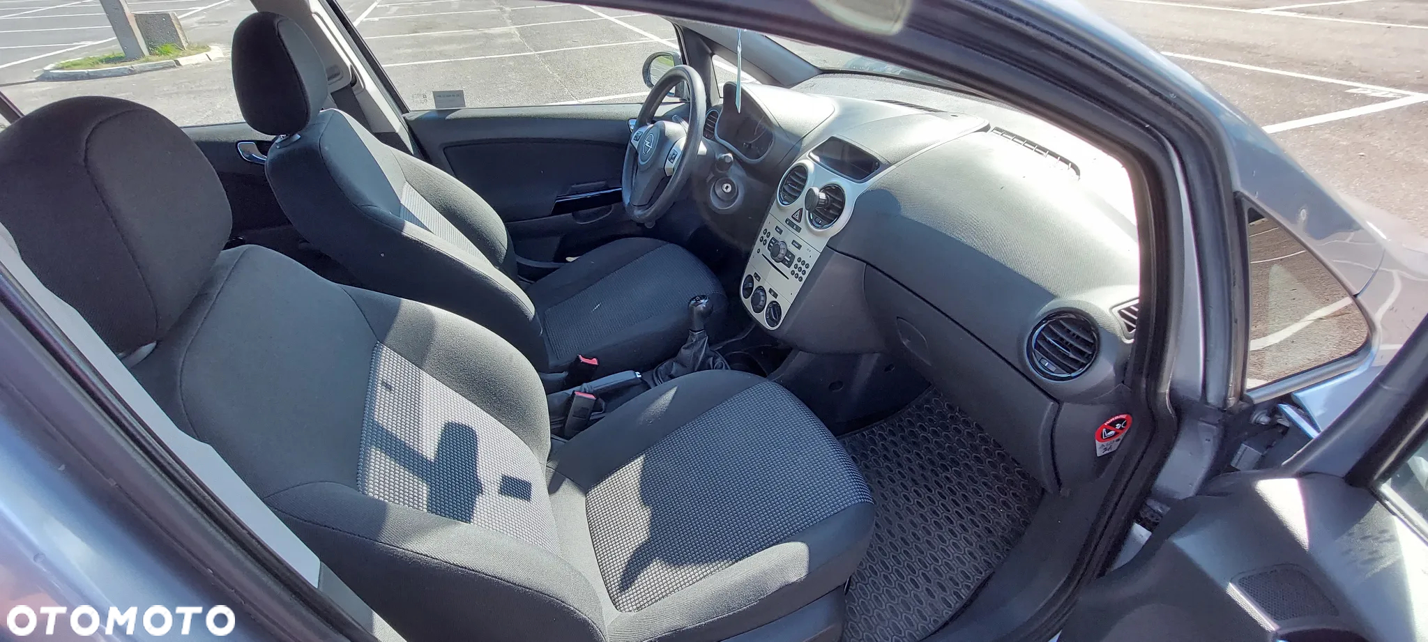 Opel Corsa - 11
