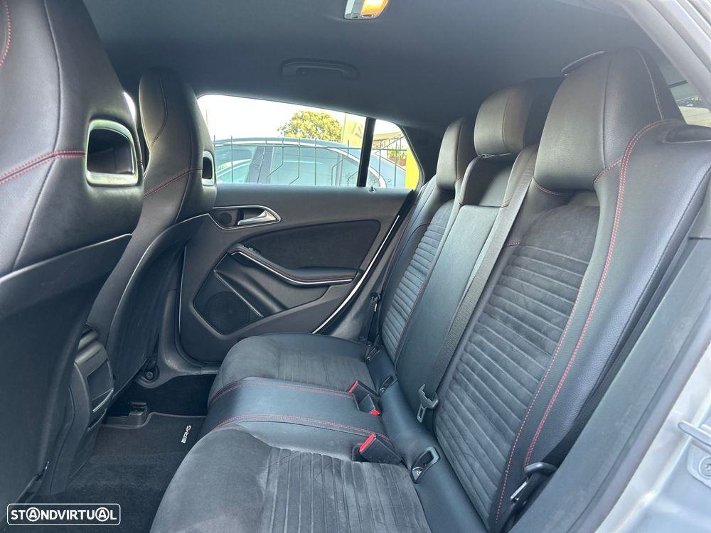Mercedes-Benz CLA 180 d Shooting Brake AMG Line - 30
