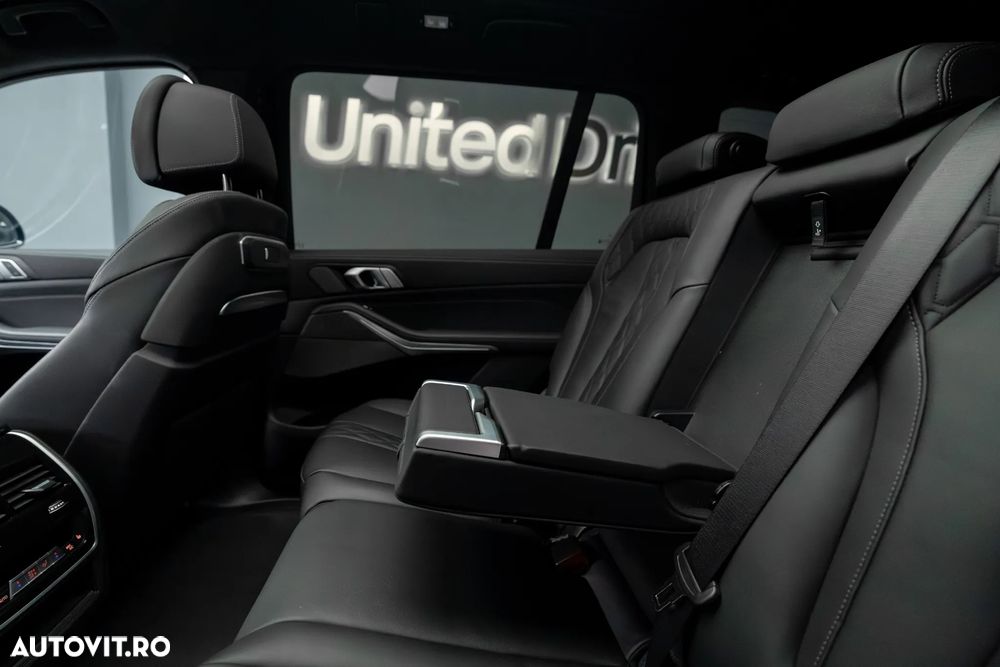 BMW X7 M60i xDrive - 22