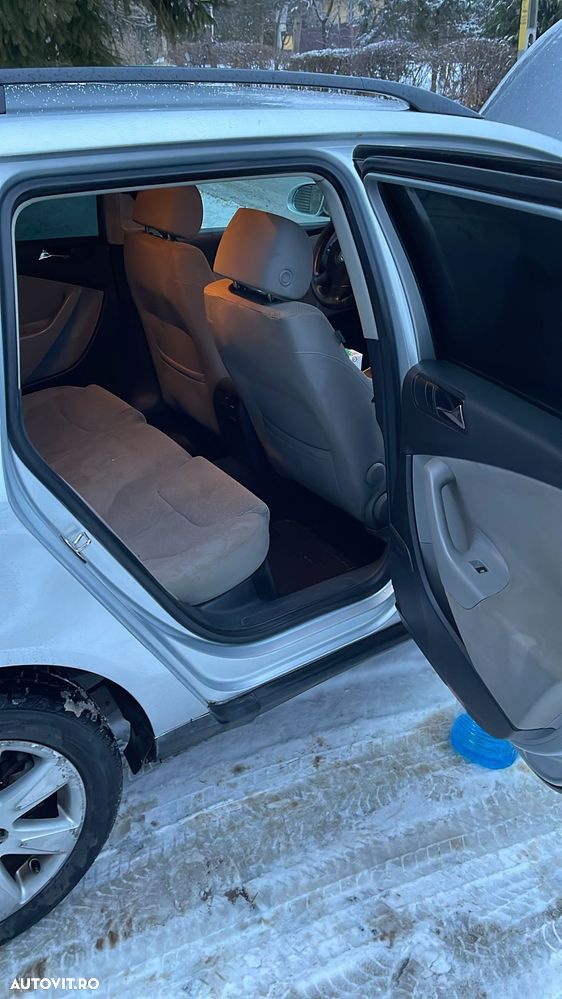 Volkswagen Passat 2.0 TDI DPF Highline - 8