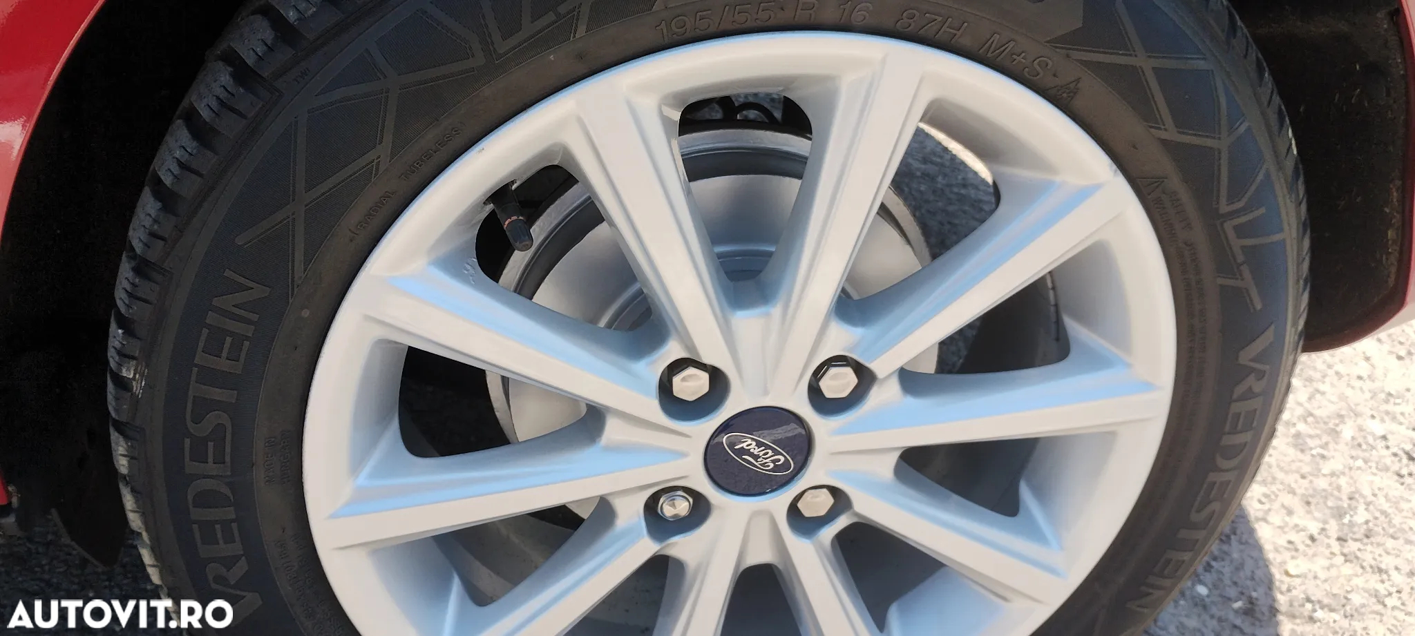 Ford B-Max 1.0 EcoBoost Titanium - 28