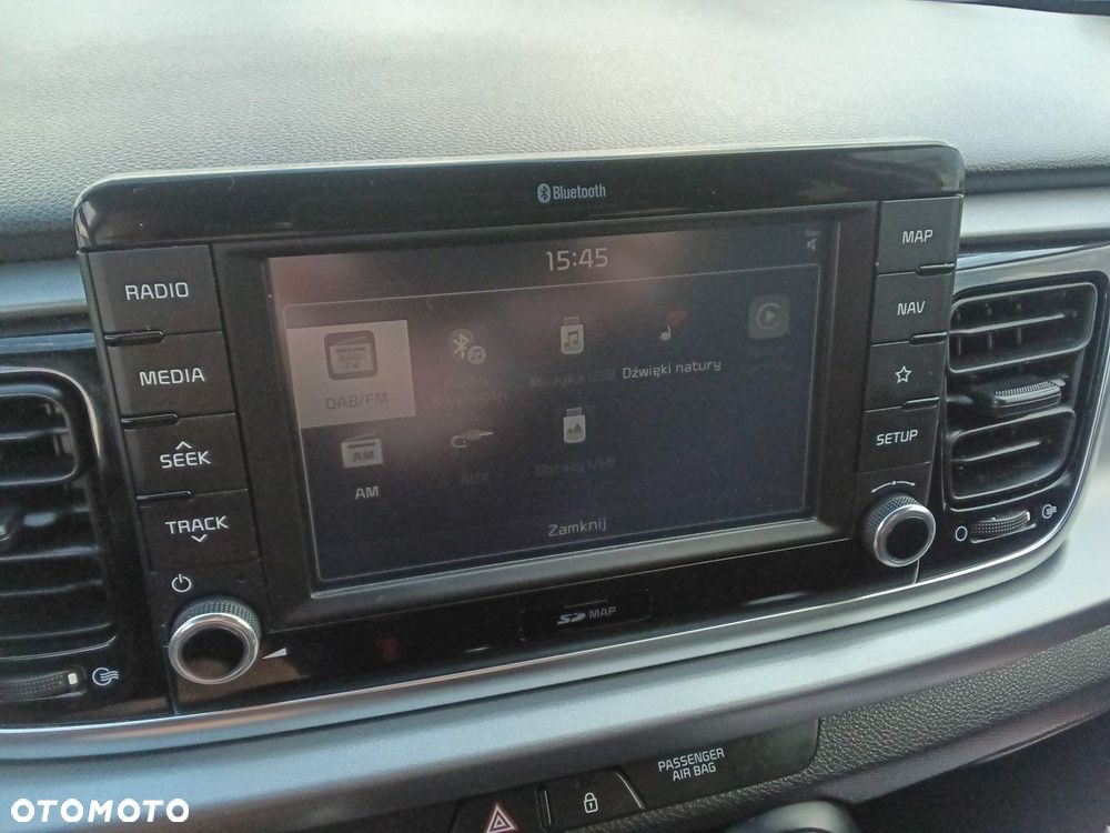 Kia Rio - 22