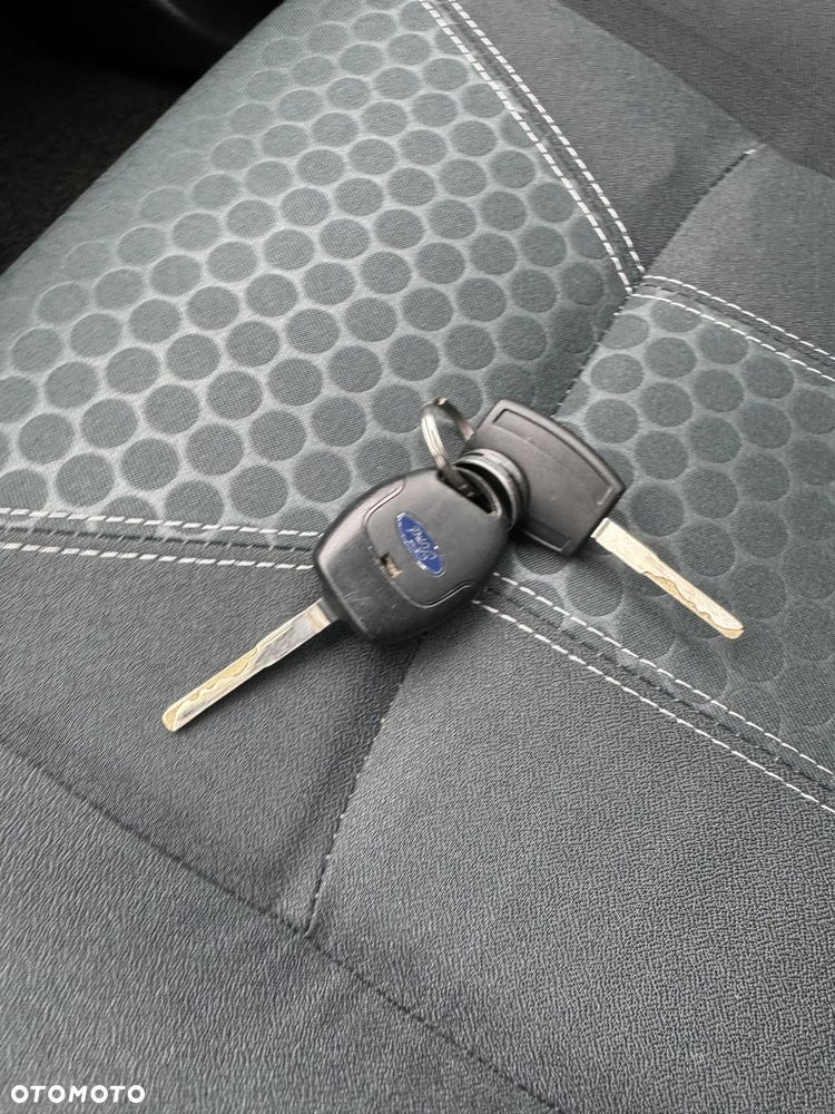Ford Fiesta 1.4 Trend - 15