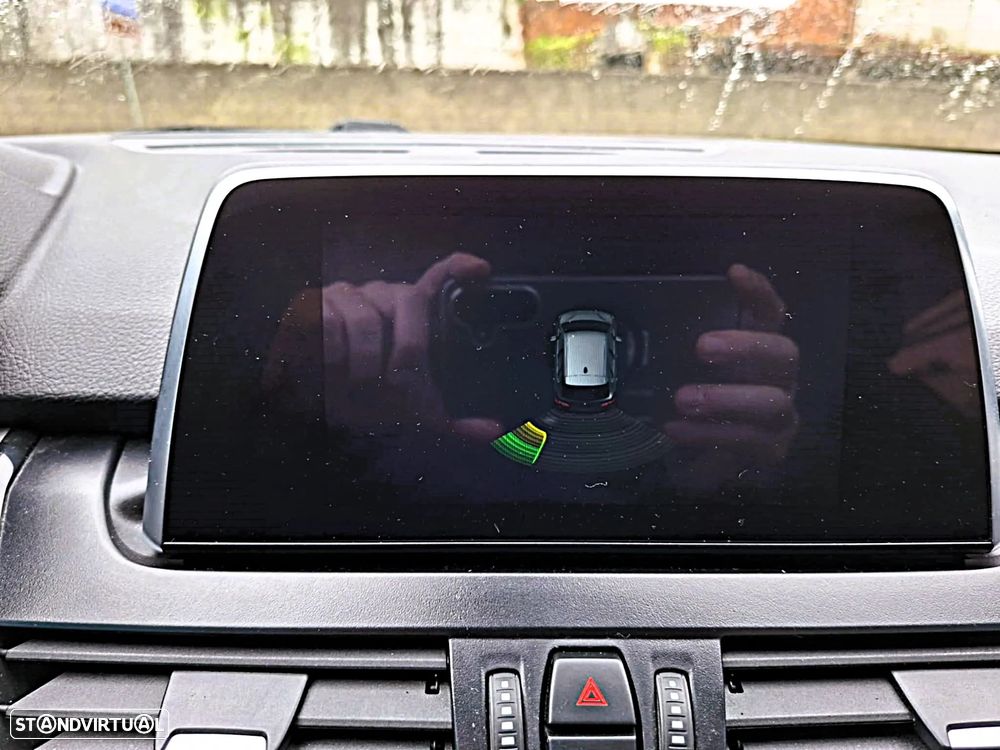 BMW 216 Active Tourer d Advantage - 26