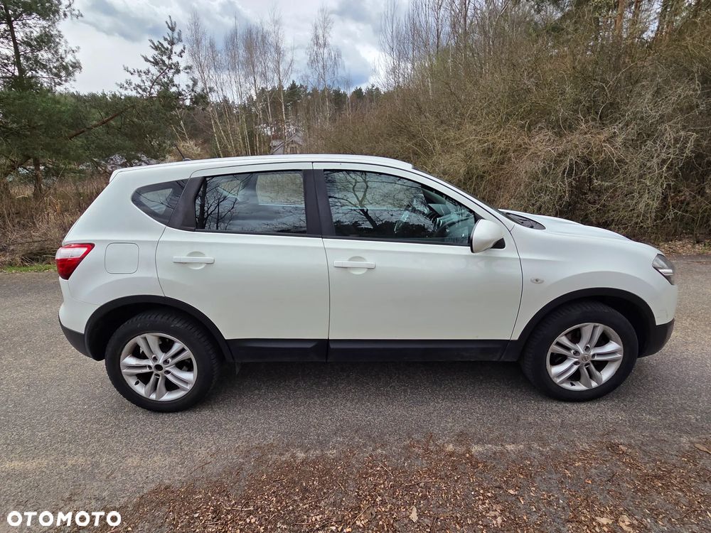 Nissan Qashqai 2.0 dCi Visia EU5 - 8