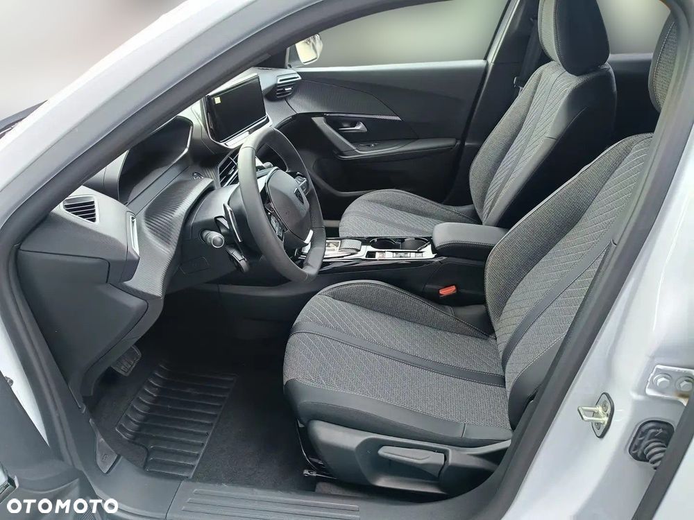 Peugeot 2008 PureTech mHEV Allure e-DCS6 - 9