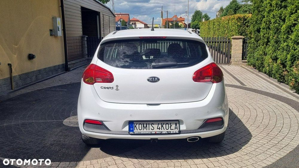 Kia Ceed - 5