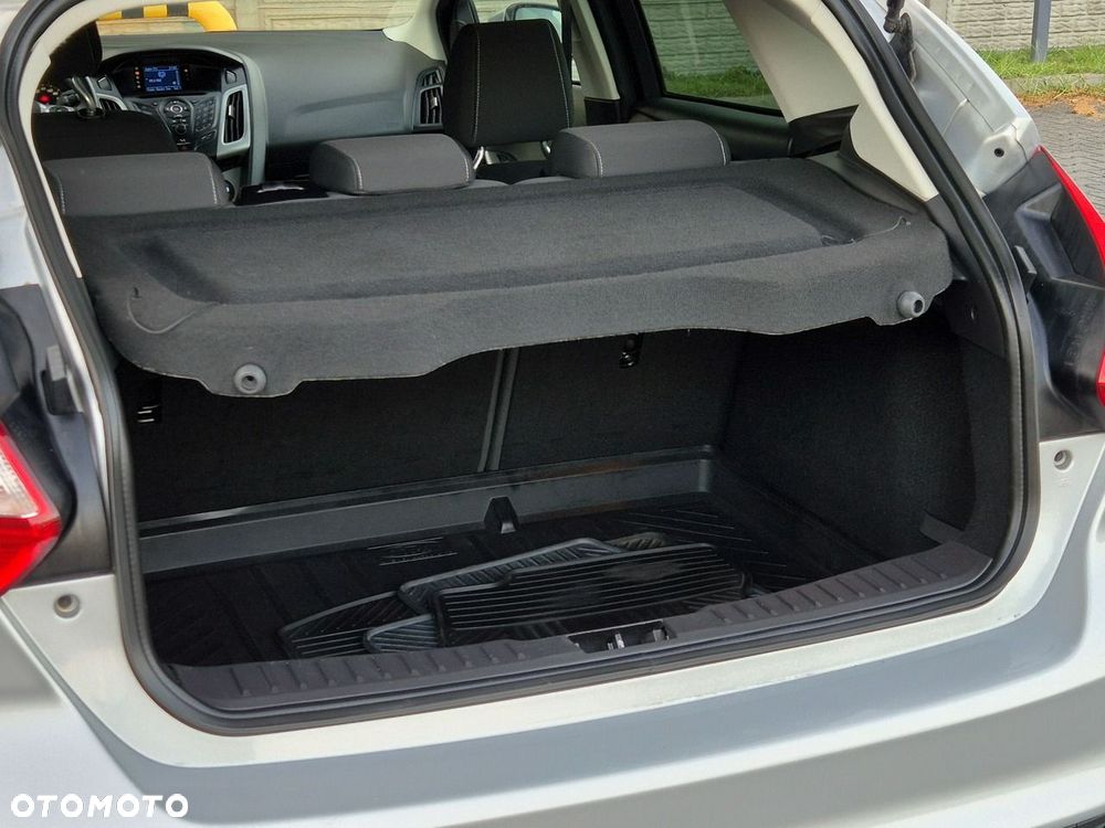 Ford Focus 1.6 Titanium - 12