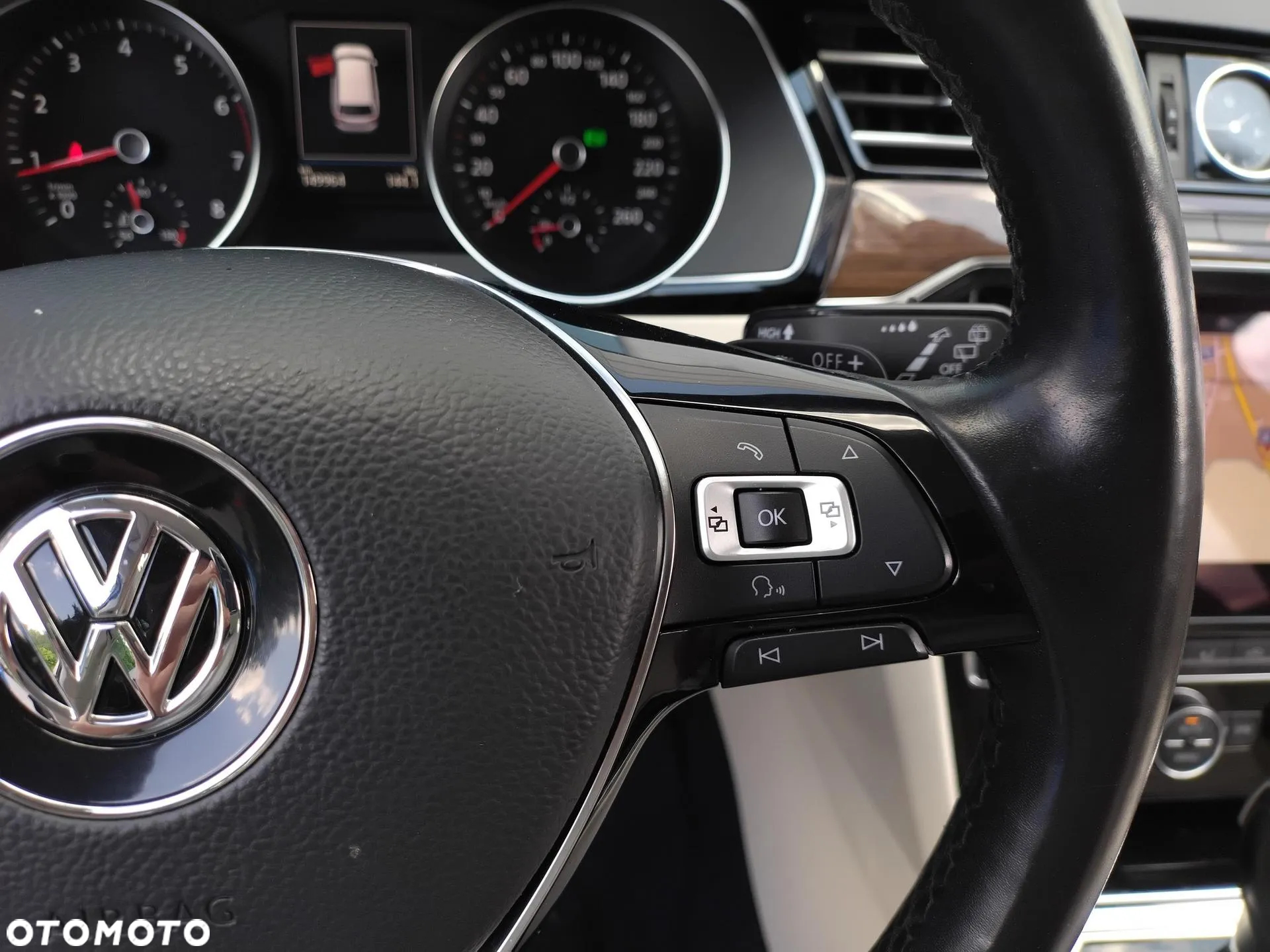 Volkswagen Passat 1.8 TSI BMT Highline DSG - 14