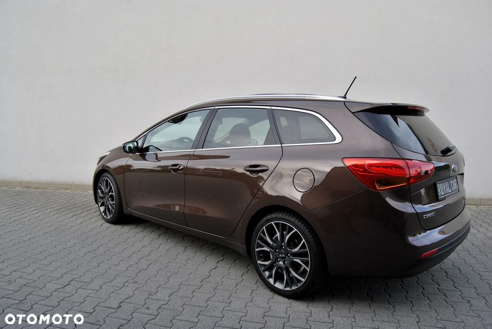 Kia Ceed 1.6 GDI Spirit - 11