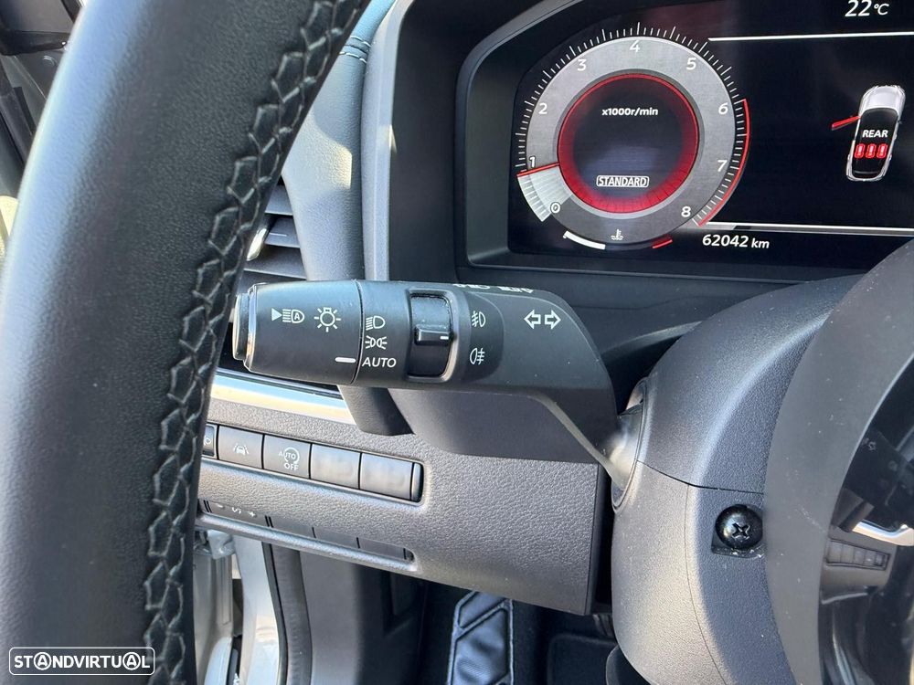 Nissan Qashqai 1.3 DIG-T N-Connecta LED - 20