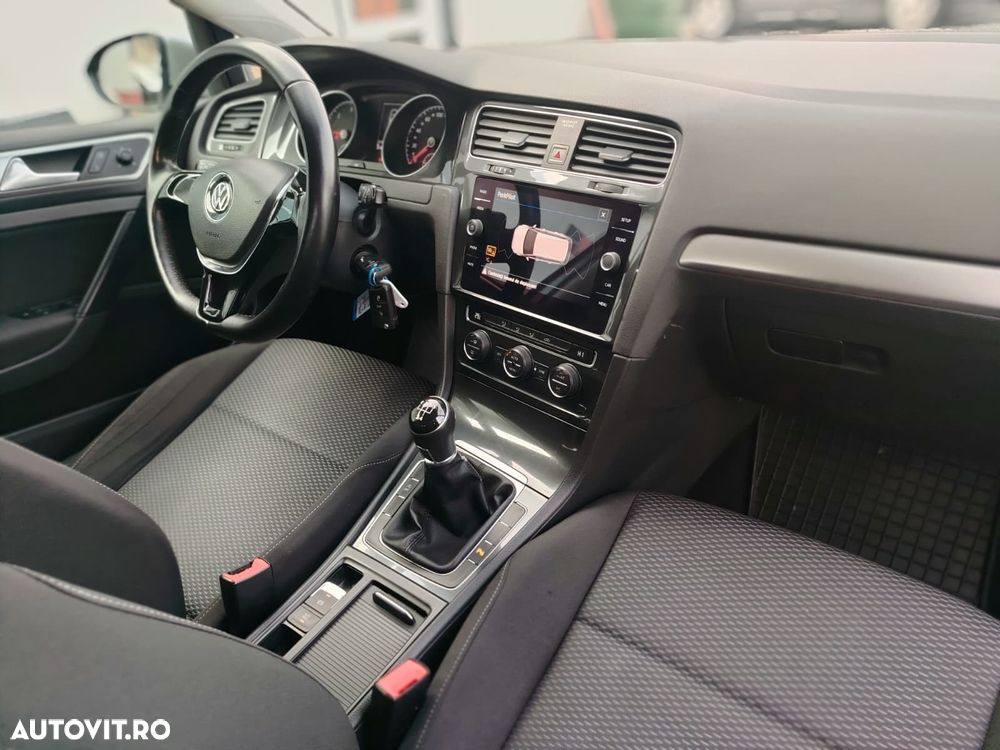 Volkswagen Golf 1.6 TDI (BlueMotion Technology) Comfortline - 2