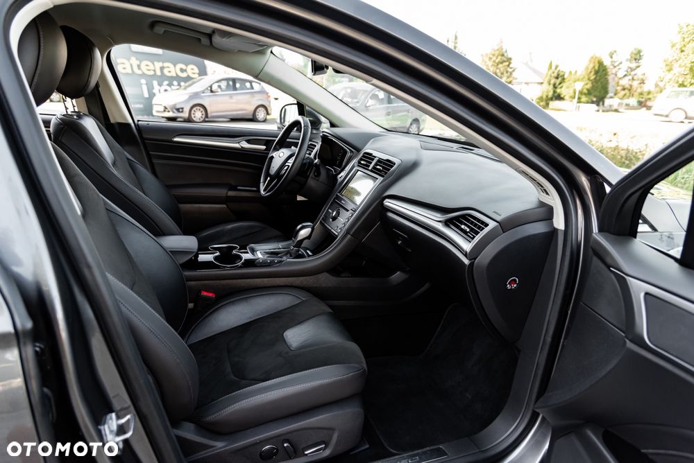 Ford Mondeo 2016