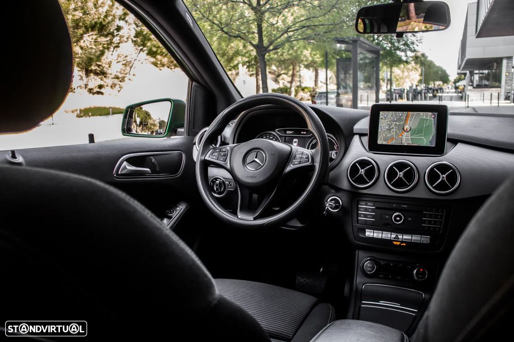 Mercedes-Benz B 250 e Electric Drive - 33